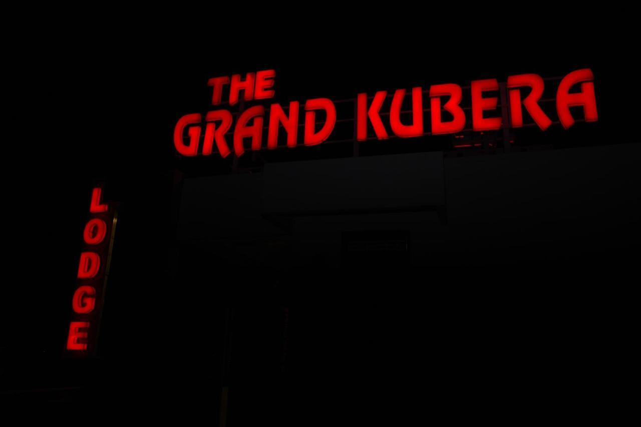 Hotel Grand Kubera Chikmagalūr Exterior foto